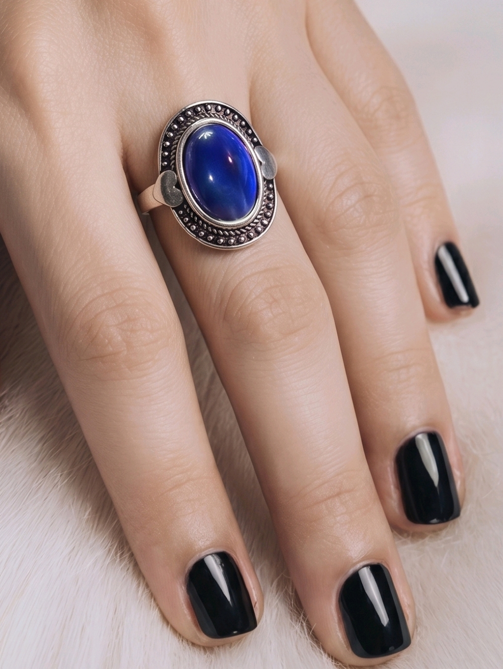 Color Changing Mood Ring Silver Oval Y2K 90s Retro Vintage Nostalgic Jewelry